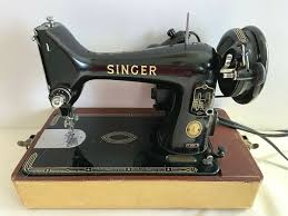 Vintage SINGER Model 99K Portable Sewing Machine with ...