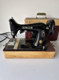 Vintage Singer Model 99K Portable Black Sewing Machine w ...