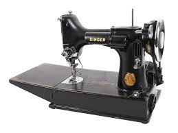 Sold at Auction: VINTAGE SINGER 3-110 FEATHERWEIGHT SEWING MACHINE