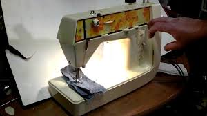 Vintage 1970's Retro Singer 353 Genie Zig Zag Sewing Machine ...