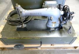 USGI Rare Military Field Service Singer Sewing Machine 31SV52 W/ 1943 WWII Case | eBay