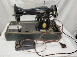 Vintage - De Luxe Family Sewing Machine, Case, Foot Pedal - Japan - Works - READ | eBay