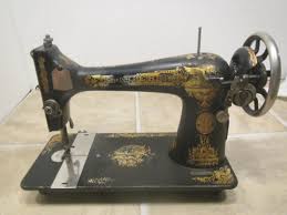 Antique 1913 ?? SINGER SEWING MACHINE Sn. G2688268 ...