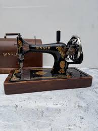 Singer Sewing Machine Home Decor Decoration Sewing Machine ...