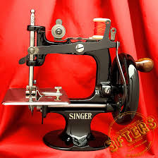 German SINGER 20 1920s Child Toy Sewing Machine 20-1 ...