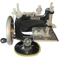 Antique Childs Doll Size Singer Sewing Machine WORKS ...