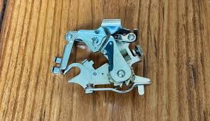 Vintage SINGER Sewing Machine Attachments: Ruffler, Guide ...