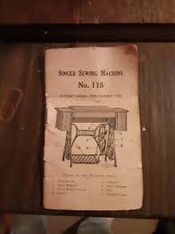 1920's Singer Sewing Machine With Cabinet In Fair Condition ...