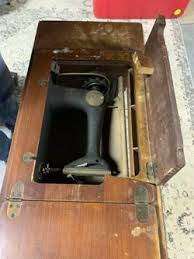 Antique Singer Pedal Sewing Machine for Sale in Hampton, GA - OfferUp
