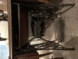 Two model 27 Singer sewing machines (one manufacgtured in 1900 and the other in 1903) | Collectors Weekly