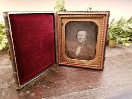 Antique Daguerreotype Photo Gentleman in Suit * Full Union ...