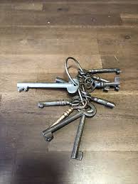 Vintage Skeleton Key Keys Set Door Lock Metal Rustic | eBay