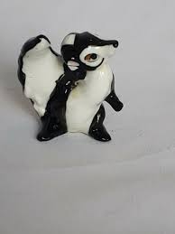 Miniature SKUNK FAMILY Porcelain Animal Figurine Vtg 50s Hagen Renaker Retired | eBay