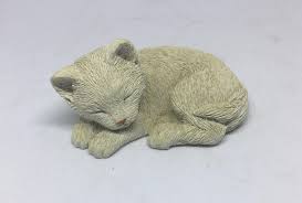 Vintage Curled Sleeping Kitten Figurine. Sandicast Cat Figurine. With Original Sticker 'cuddles S36' Hand Cast and Hand Painted in USA. - Etsy UK
