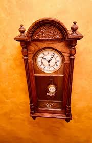 Vintage Howard Miller Westminster Chime Winding Wall Clock ...