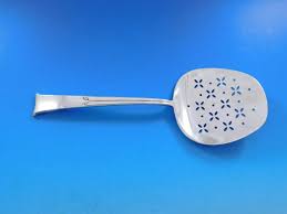 Linenfold by Tiffany and Co. Sterling Silver Flatware Service 8 Set 71 pc Dinner For Sale at 1stDibs