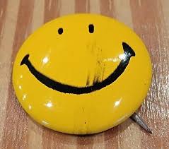 RARE ERROR VTG Smiley Happy Smile Face Yellow Pin Pinback Button | eBay