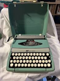 Vtg 1970's SCM Smith-Corona Corsair Deluxe Blue Aqua ...