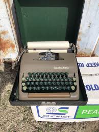 Vintage Smith Corona Clipper 5C Series manual Typewriter 1950s Used at our bank | eBay UK