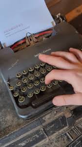 Smith Corona Clipper Travelling Vintage Typewriter - Etsy