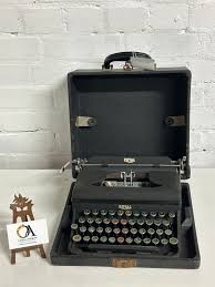 Original Vintage C1930's Portable Royal Typewriter - Etsy Israel