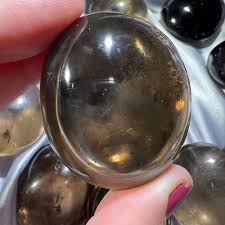 Smokey Quartz Palmstone M | Mineral Market