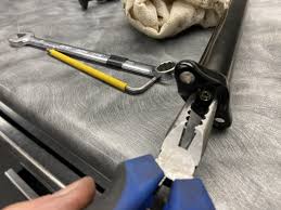 How to Rebuild a Cartridge Dropper Post - Singletracks ...