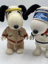 2)Snoopy vintage soft vinyl doll figure 1958 1966 peanuts Syndicate Gym& Tennis | eBay