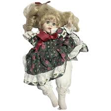 Dandee International Limited Porcelain Musical Music Doll ...