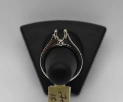 18K White Gold Diamond Engagement Ring Mounting (0.70ctw) | The Jewelry Liquidat