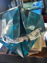 Le robaron el regalo a los que tienen abonos de temporada 365. : r/SanJoseSharks