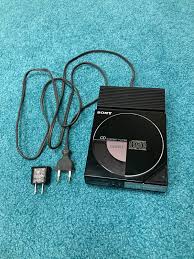 SONY Discman D-50, FIRST Portable CD PLAYER, RARE/WORKING !!!!