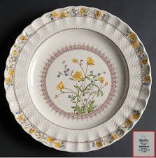 Buttercup (Newer Backstamp) Dinner Plate by Spode ...