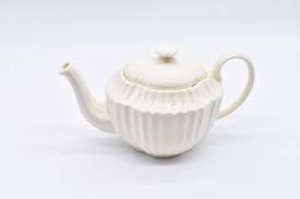 I. Godinger & Co Ivory Fluted Teapot, Holds 4 Cups.#080422 ...