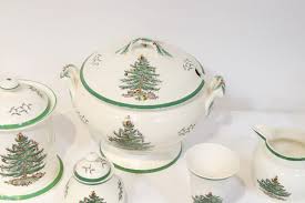 Vintage English Spode Christmas Tree Dinner Set | Kaminski Auctions