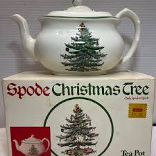 Spode Christmas Tree Tea Pot With Acorn Lid-32 Oz., 1970's ...