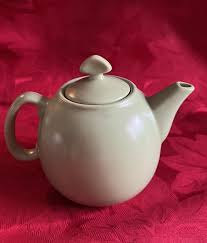 Chantal 2003 Matte Green 24oz Personal Ceramic Small Tea Pot ...