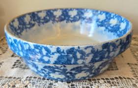 Shallow 10.25” X 3.5” Early Blue & White Spongeware Serving ...