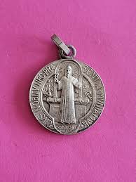 Religious Vintage Silver Plated Catholic Medal Pendant ...
