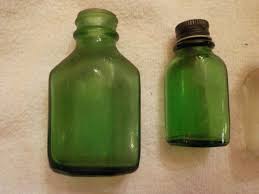 5 ASSORTED MEDICINE BOTTLE 2 GREEN AND 3 CLEAR | eBay