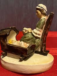 Sebastian Miniatures COLONIAL LACE MAKER Figurine Lady and ...