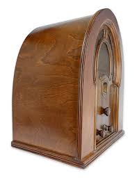 Philco 71 Cathedral Radio