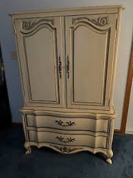 VINTAGE WHITE FURNITURE COMPANY BEDROOM SUITE - ONE OWNER ...