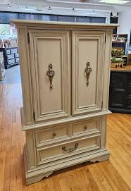 Stanley armoire 60H x 38W x 20D