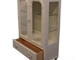 STANLEY FURNITURE Victorian Inspired Country Cottage Style 37" White Lighted Display Curio Cabinet 923-94-15 - Etsy