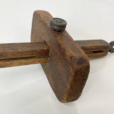 1920s Mahogany and Brass Antique Tool Carpentry Scribe For Sale at 1stDibs | wood gauge tool, wooden scribe, antique scribe tool