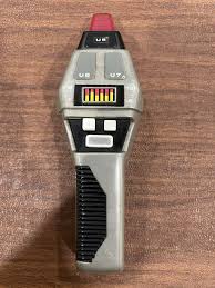 1997 Star Trek Next Generation Phaser Playmates #659798 See Description and Cond | eBay