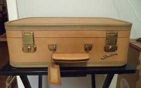 JC Higgins Starline Hard Side Suitcase With 2 Original Keys ...
