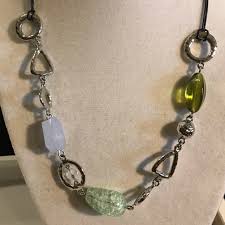 Lia Sophia | Jewelry | Razz Lia Sophia Necklace | Poshmark