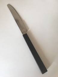 Stainless Flatware Black Plastic Cubed Handle DINNER KNIFE 9 ...